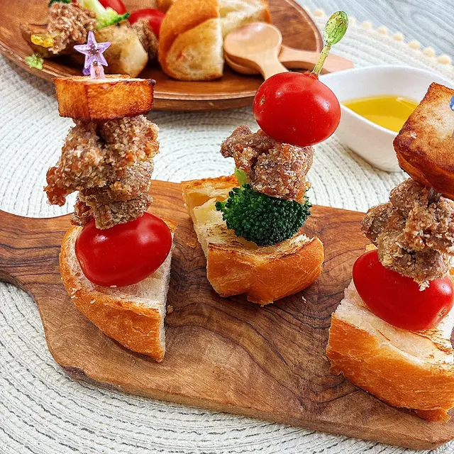 味噌カットタンでピンチョスの盛り付け写真